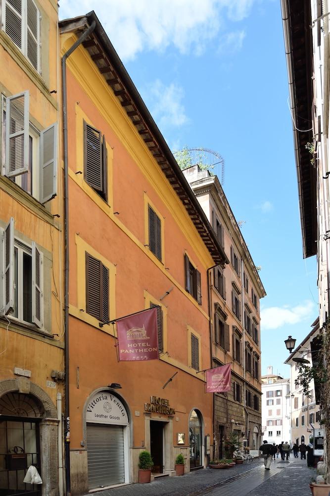 Pantheon Rooms Rome Bagian luar foto