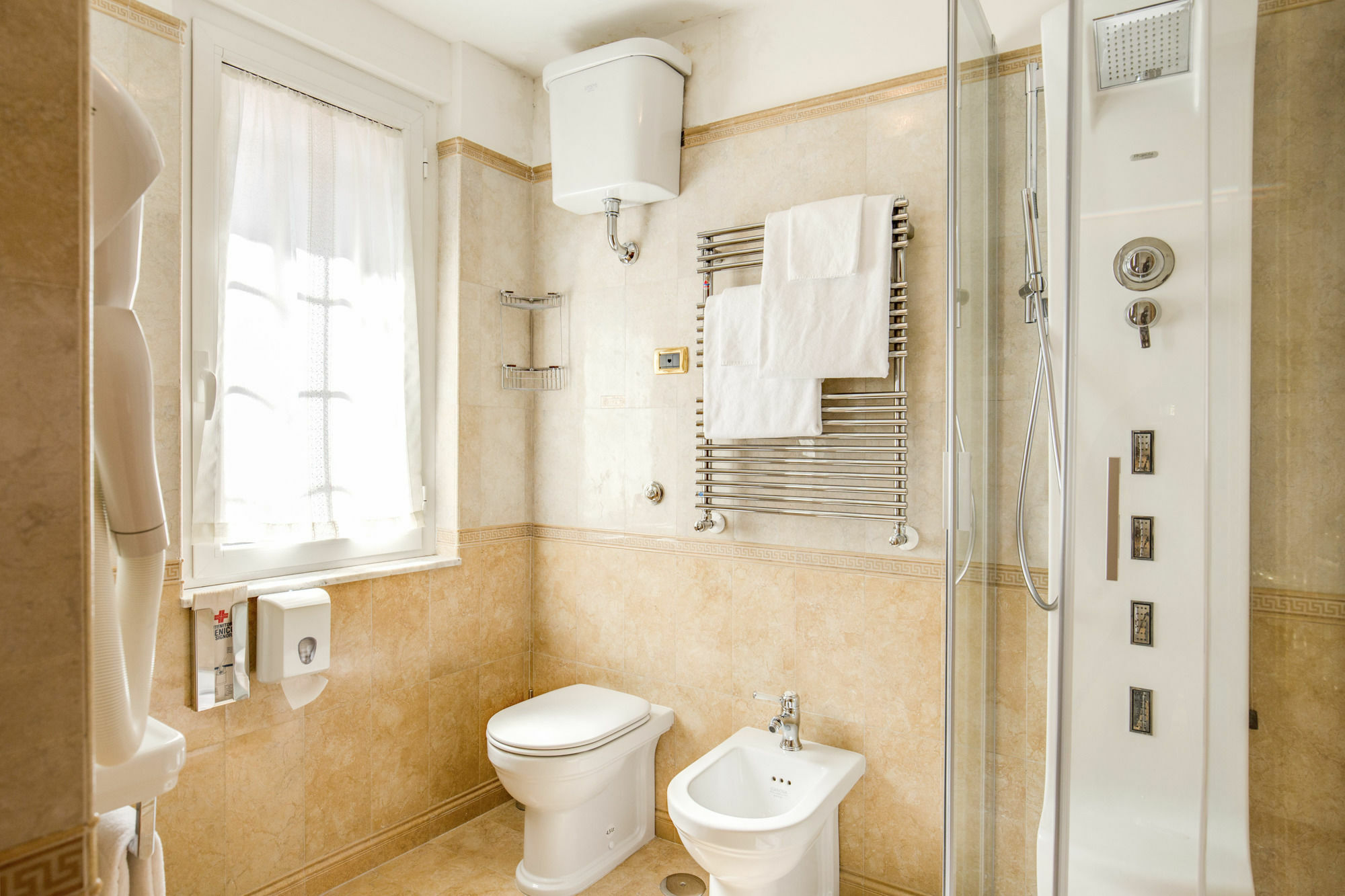 Pantheon Rooms Rome Bagian luar foto
